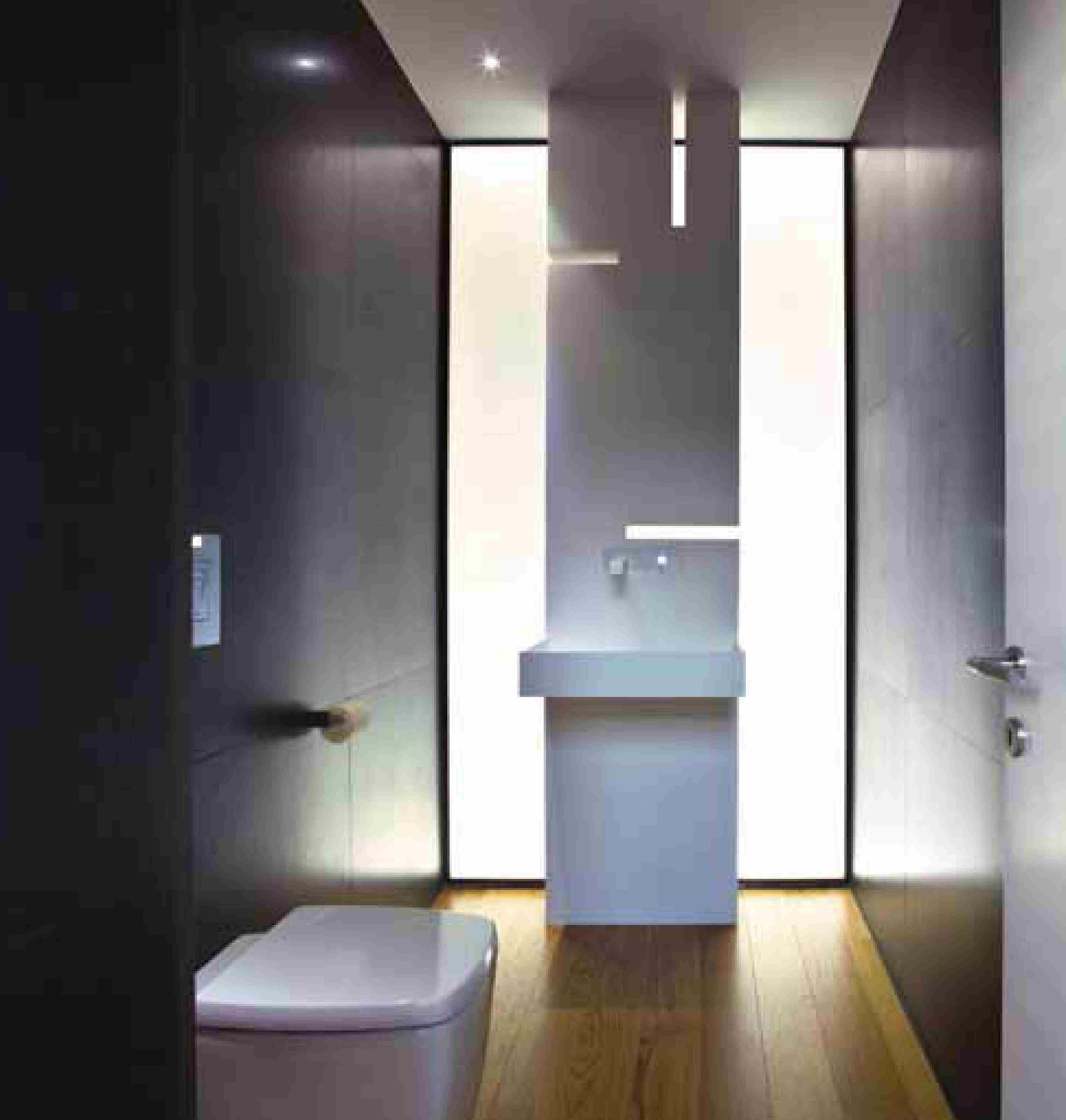 Lodha New Cuffe Parade Image